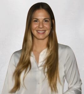 Dr. Nicole Hoard is a cosmetic dentist in New Bern, NC